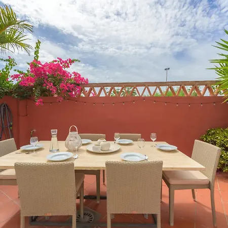 Beautiful Frontline Townhouse * Marbella