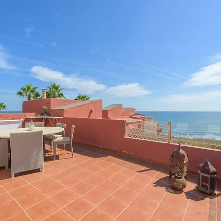Beachfront 3br With Direct Access East Σπίτι διακοπών *