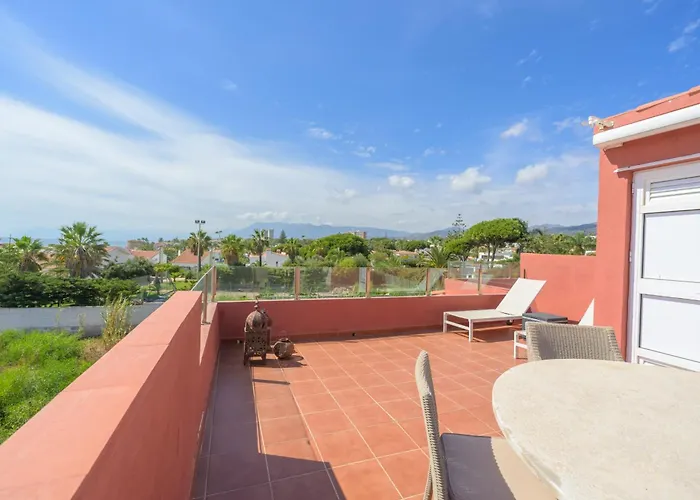 Beautiful Frontline Townhouse Σπίτι διακοπών Μαρμπέλλα